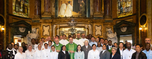 MANDATO PER 13 FMA IN BASILICA DI MARIA AUSILIATRICE A TORINO